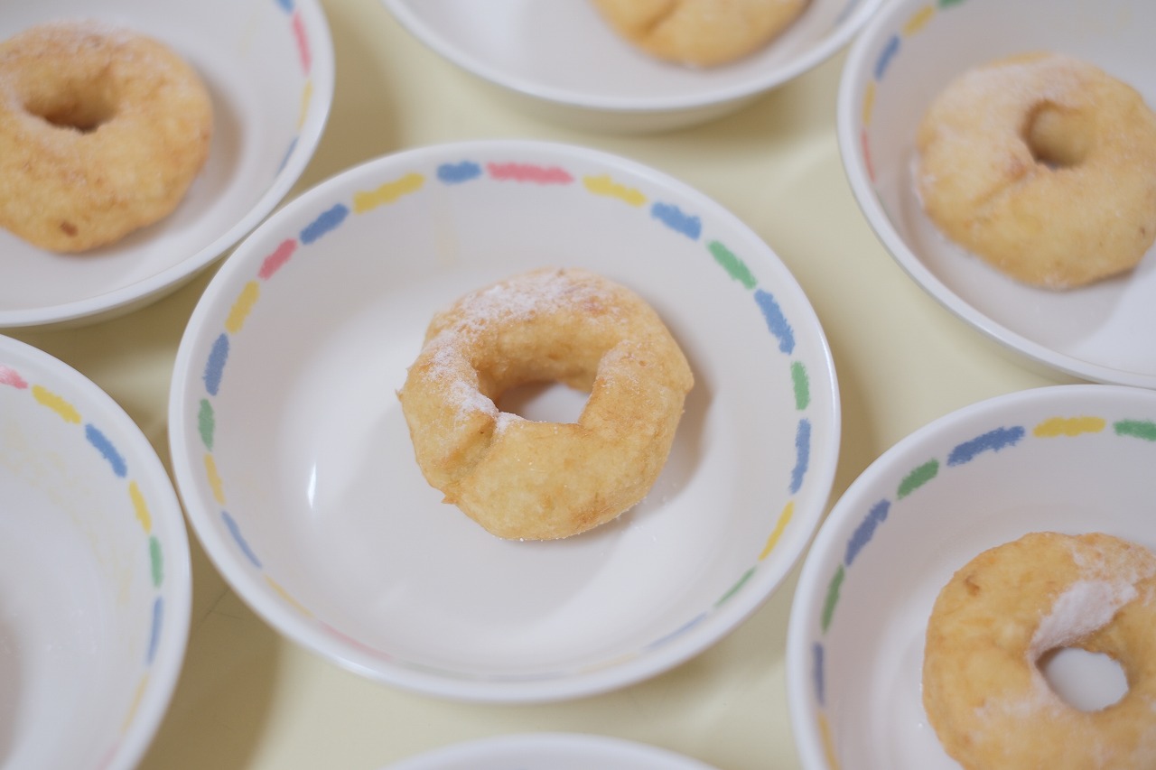 ゆり組【５歳児】おからドーナツ作り