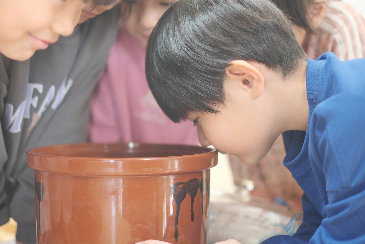 ゆり組【5歳児】手作り味噌の完成